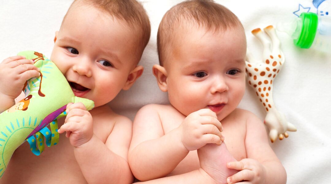 How To Develop Twins Baby: Tips and Tricks