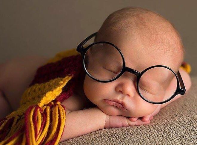 This Harry Potter-Themed Newborn Photo Shoot Is Gryffindorable - ABC News