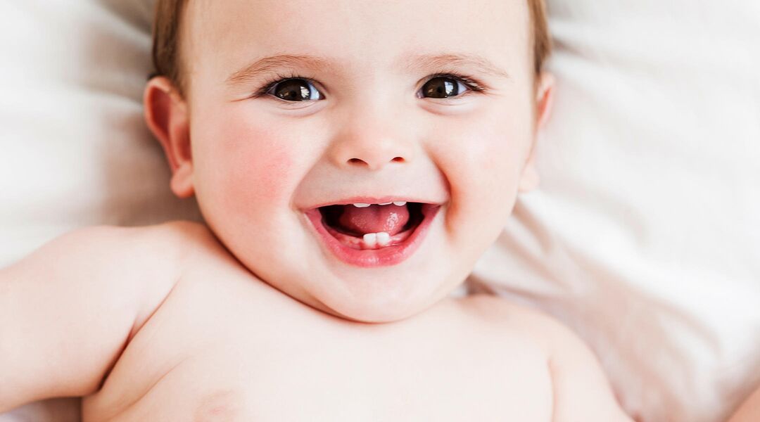 Infant with three bottom teeth