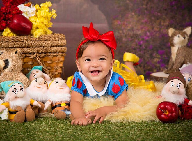 baby snow white photoshoot