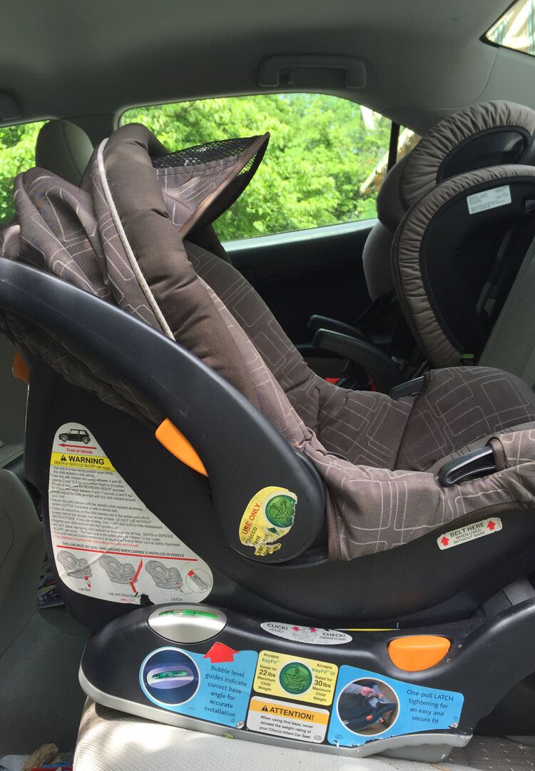 Chicco keyfit 30 outlet car seat expiration date