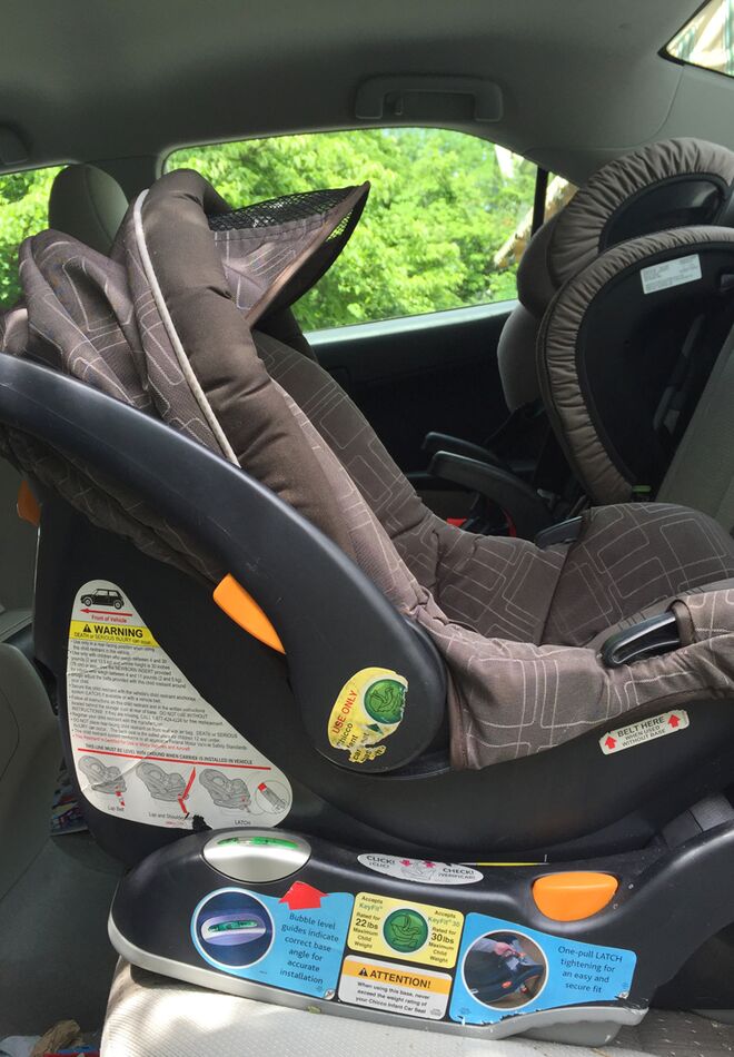 Chicco Keyfit 30 Infant Car Seat Review, Chicco Keyfit Car Seat Installation Without Base