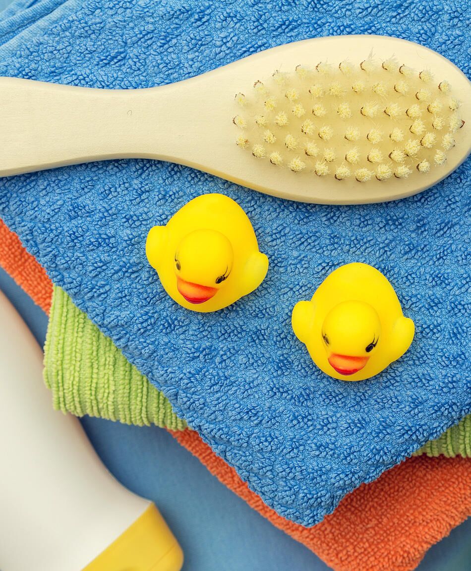 How to Clean Baby Bath Toys: 5 Easy Methods