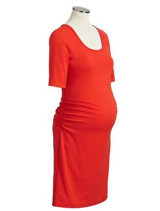 8 Red Maternity Dresses, Perfect for Valentine’s Day (All Under $100!)