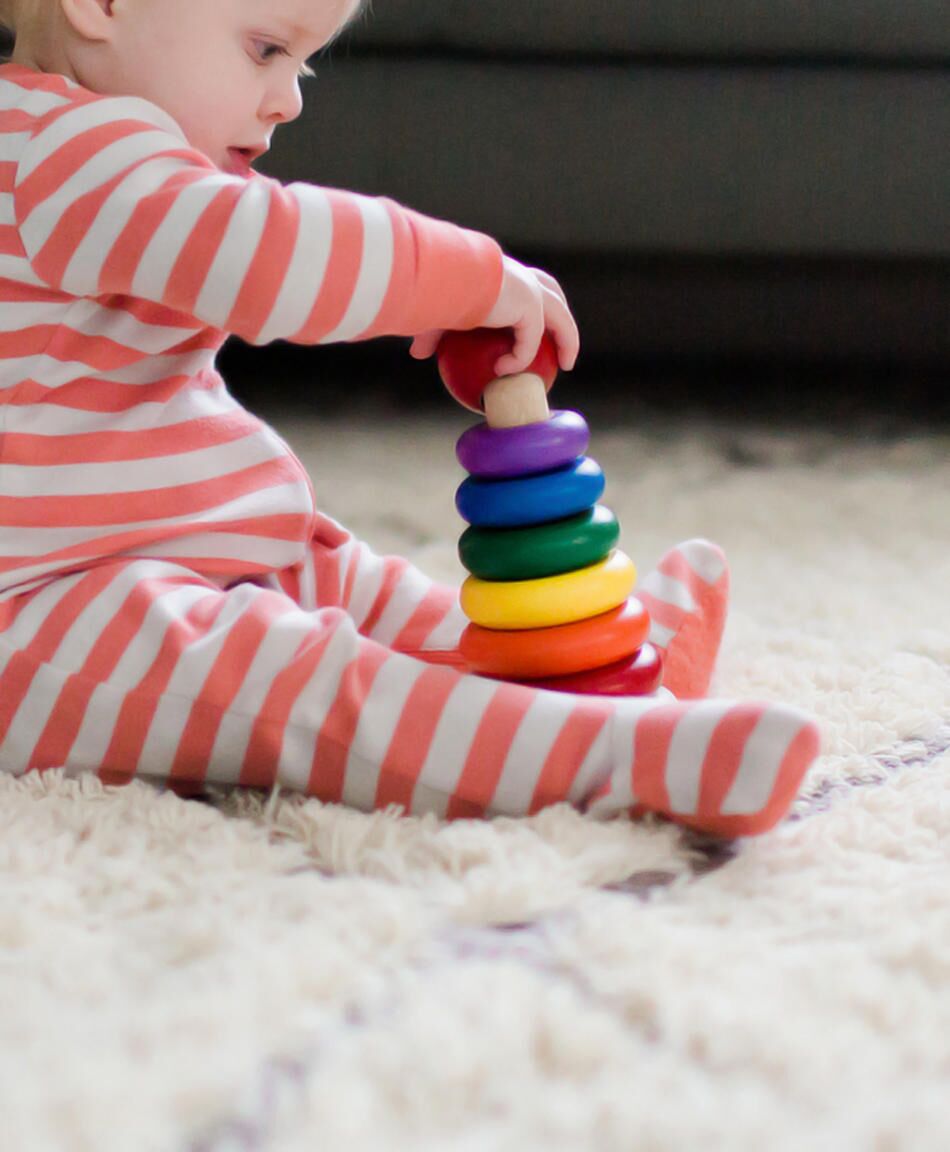 toys to help baby learn to pull up