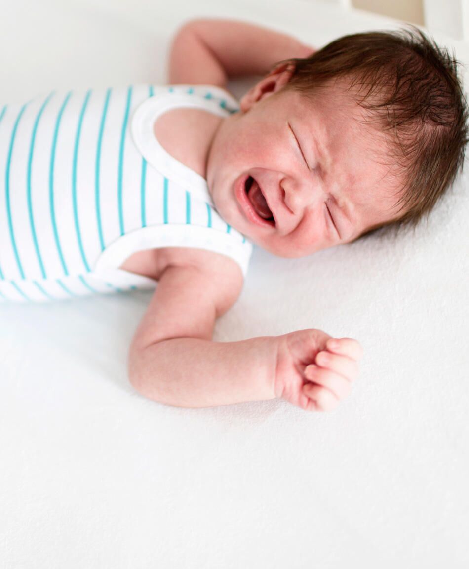 1 month old baby crying continuously