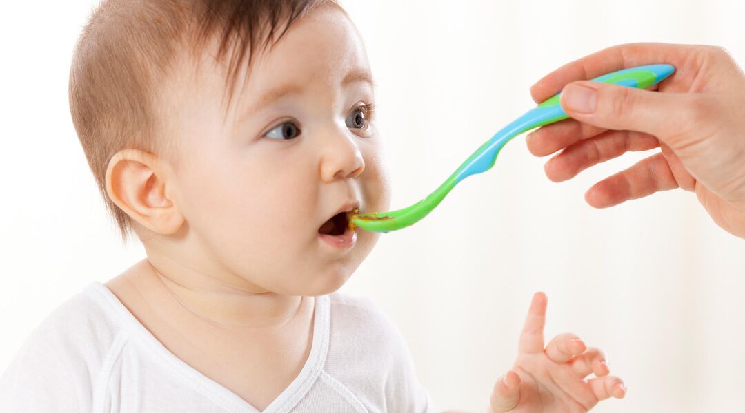 when can babies start solids