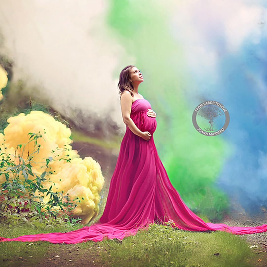 Mom Honors Miscarriages With Rainbow Baby Photoshoot