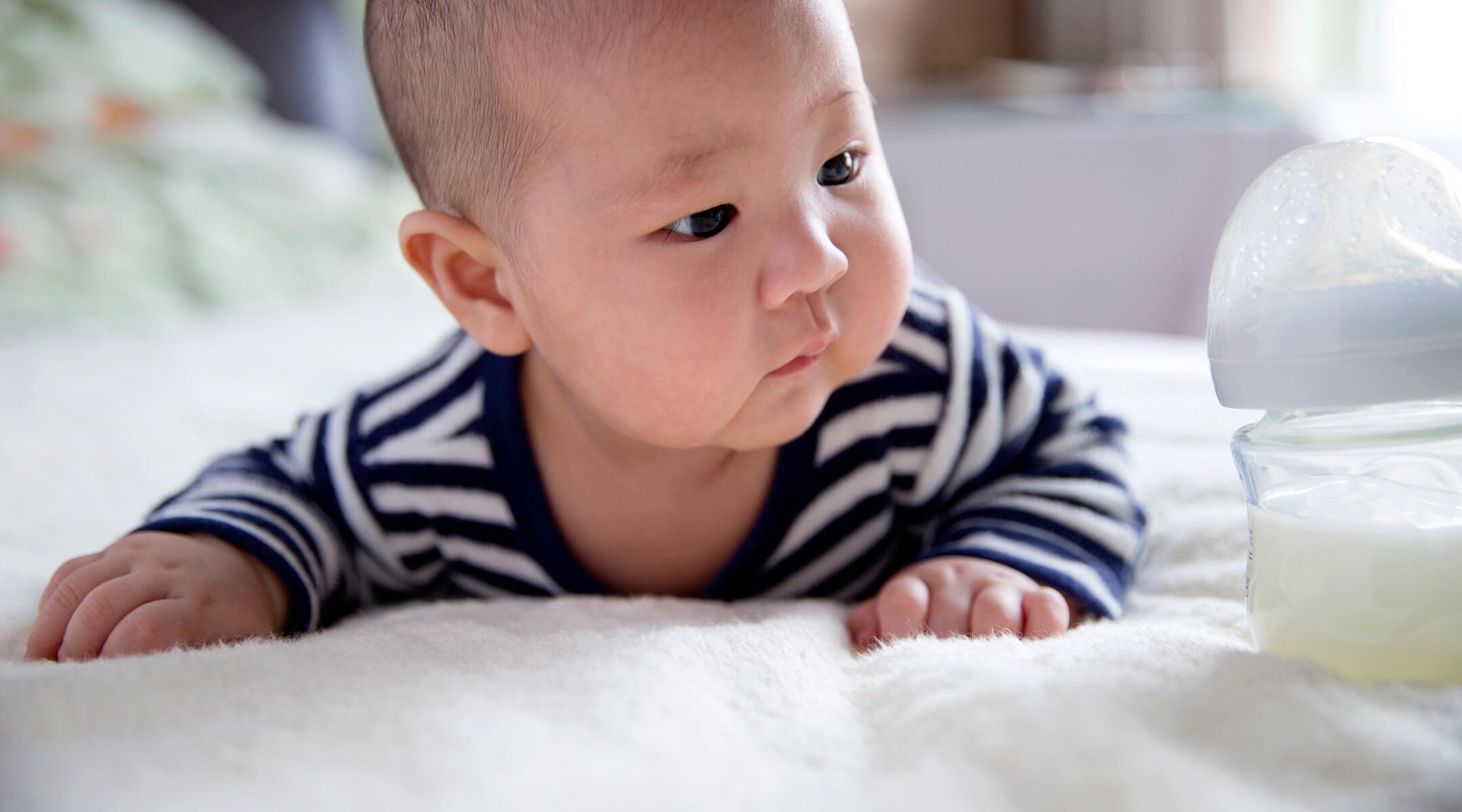 Baby refuse to drink milk store from bottle