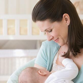 How I Weaned My Baby Off Breastfeeding Without Regret