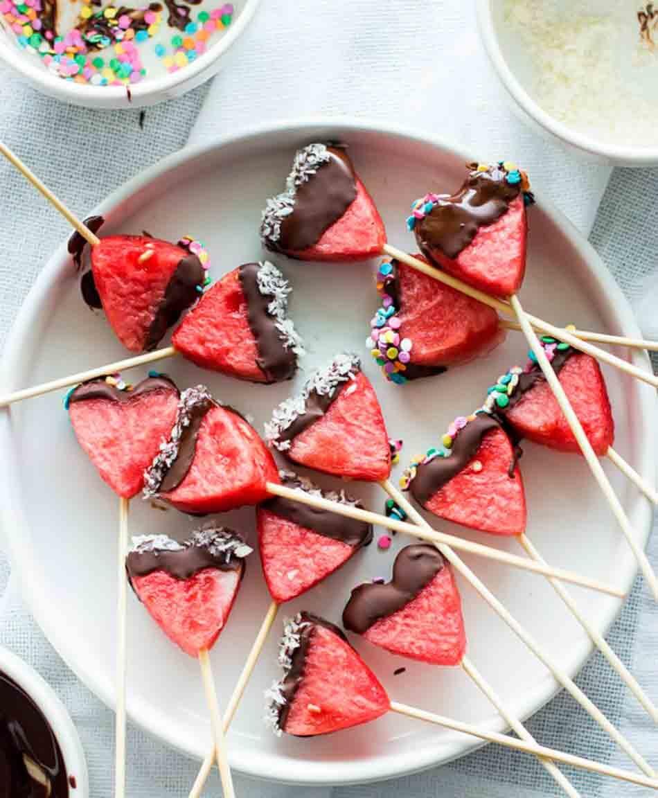 18 Tasty Valentine Treats for School